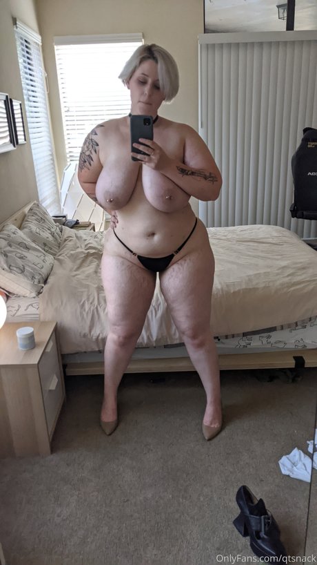 QTsnack nude leaked OnlyFans photo #104