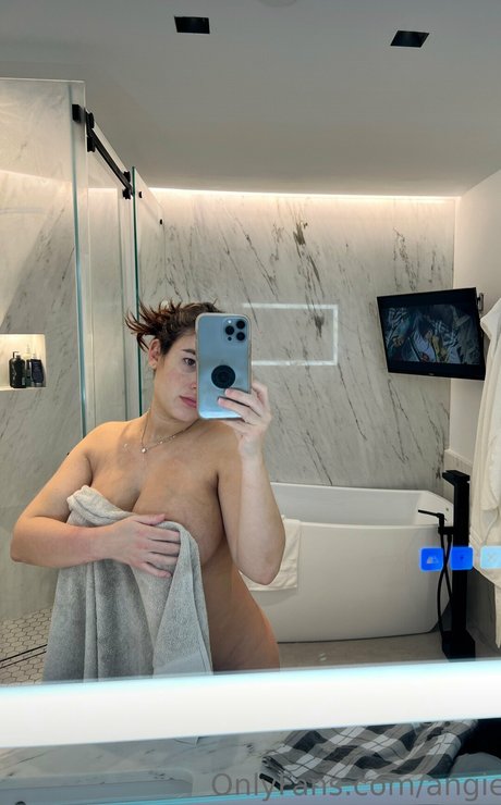 Angie Varona nude leaked OnlyFans pic
