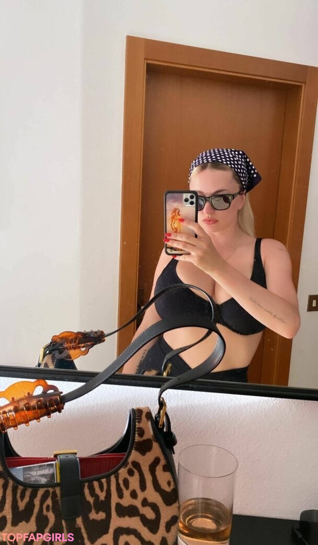 Caroline Vreeland Nude Leaked OnlyFans Photo #49