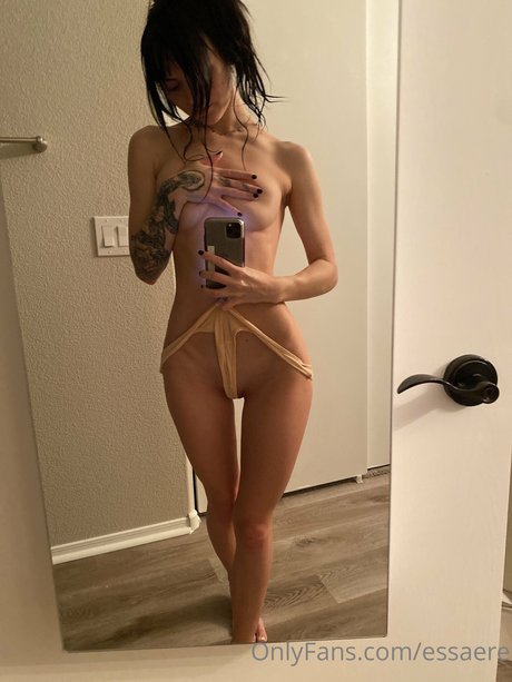 Essaere nude leaked OnlyFans photo #153