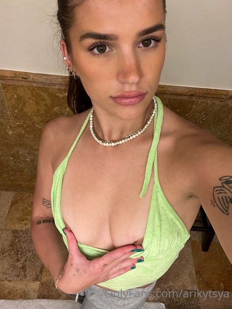 Arikytsya nude leaked OnlyFans photo #35