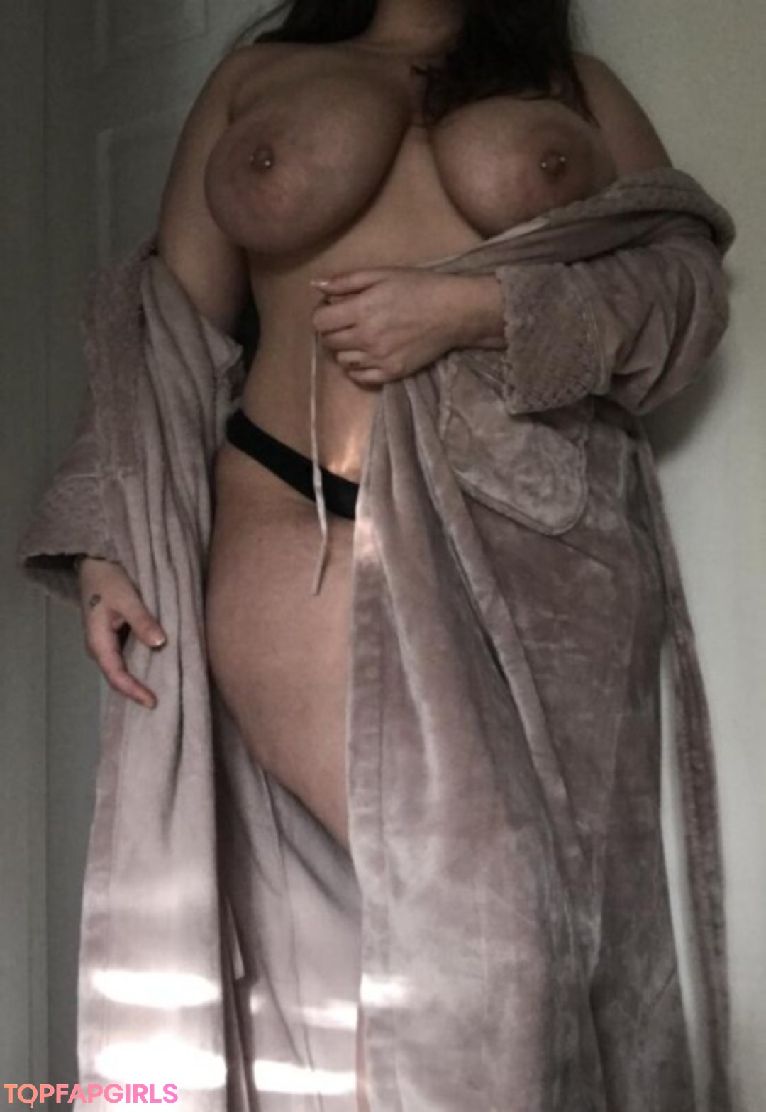 Katie Cummings Nude Leaked OnlyFans Photo #16