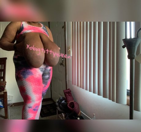 XoBigTittyQueen nude leaked OnlyFans photo #25
