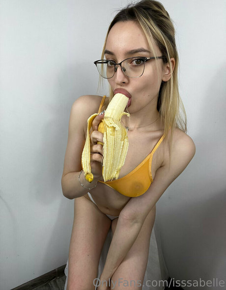 Issa belle nude leaked OnlyFans pic