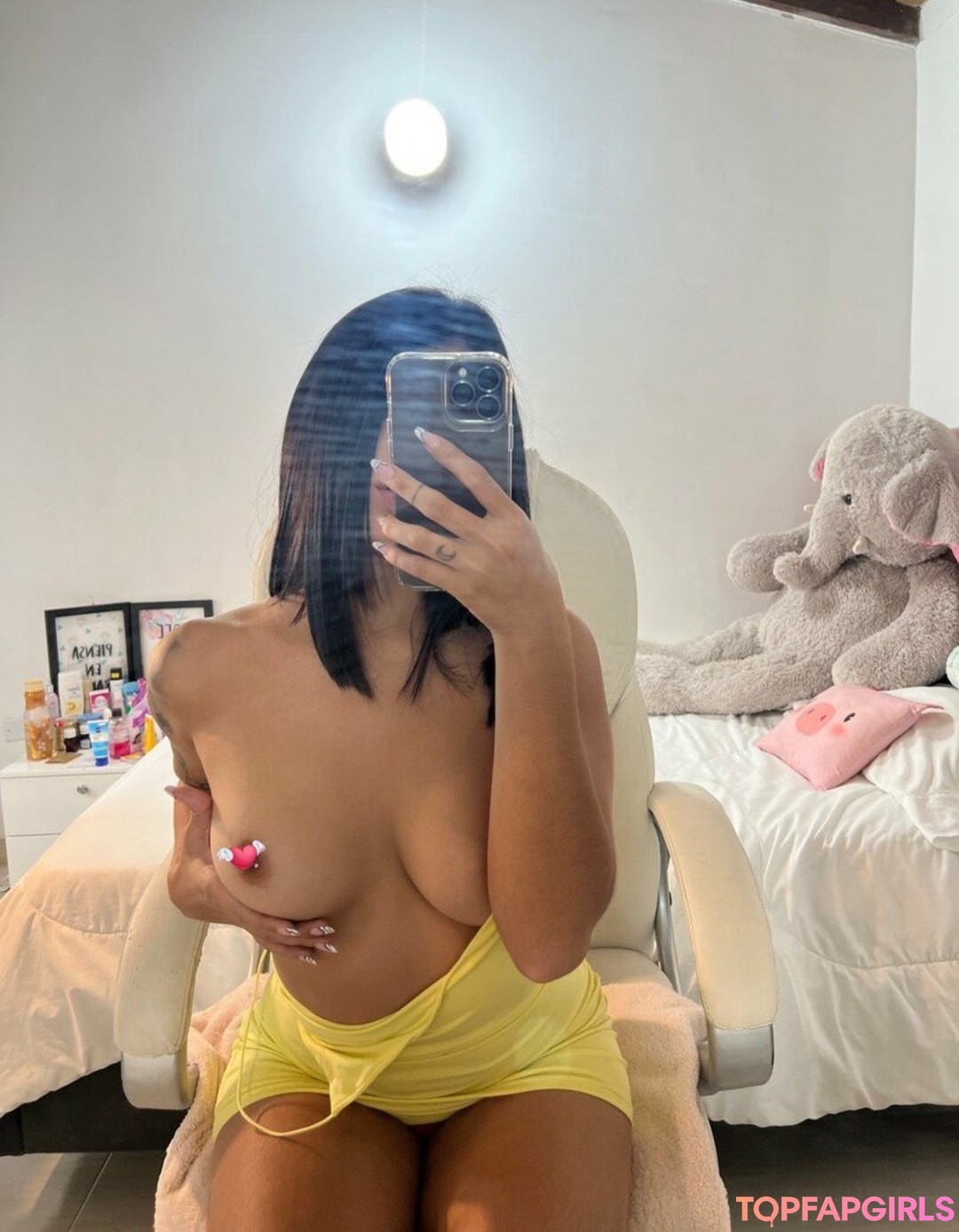 Abril1_ Nude Leaked OnlyFans Photo #2