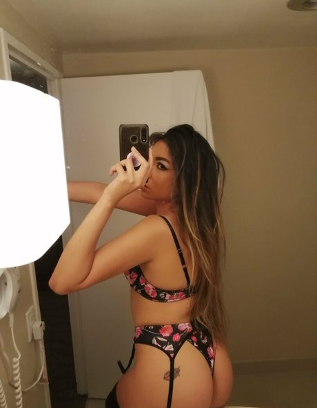 Mia_morenooo nude leaked OnlyFans photo #10