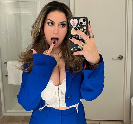 Larissa Cambusano nude leaked OnlyFans pic