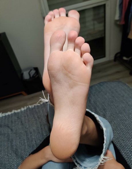 Alicefrenchfeet nude leaked OnlyFans photo #342