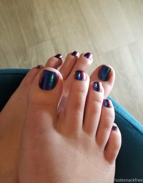 Solesnackfree nude leaked OnlyFans pic