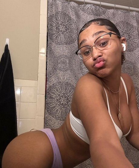 Jasmine Mitchell nude leaked OnlyFans pic