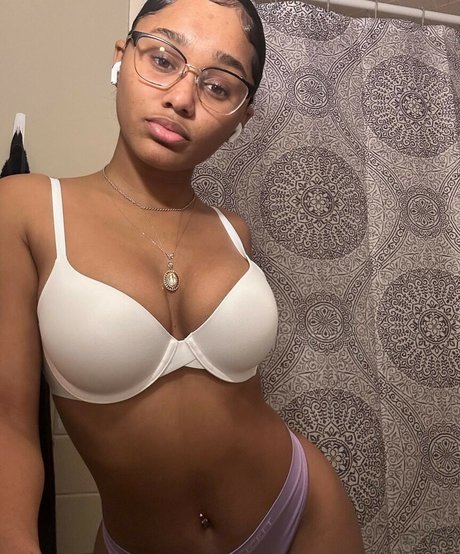 Jasmine Mitchell nude leaked OnlyFans pic