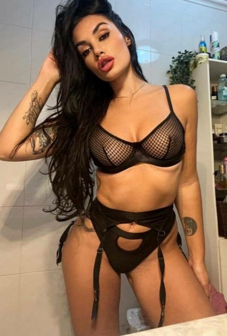 Karla Bellucci nude leaked OnlyFans photo #2