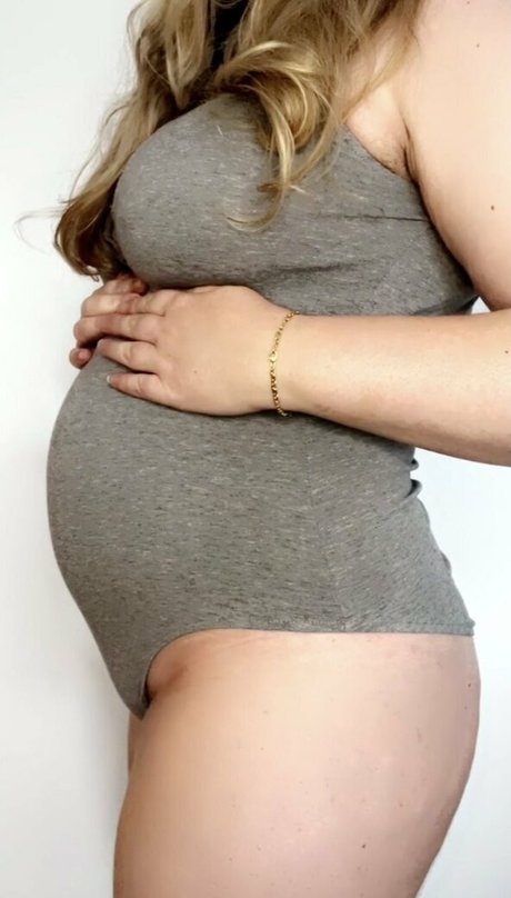 Pregnant.german nude leaked OnlyFans photo #7