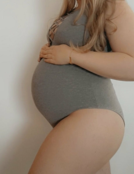 Pregnant.german nude leaked OnlyFans photo #8