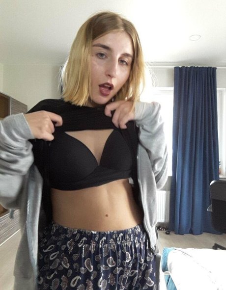 Alice_immodest nude leaked OnlyFans photo #7