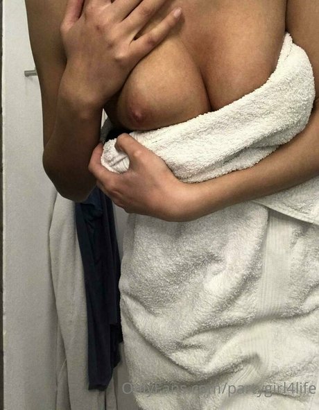 Partygirl4life nude leaked OnlyFans pic