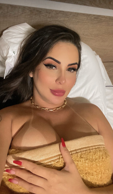 Alinezita Dias nude leaked OnlyFans pic