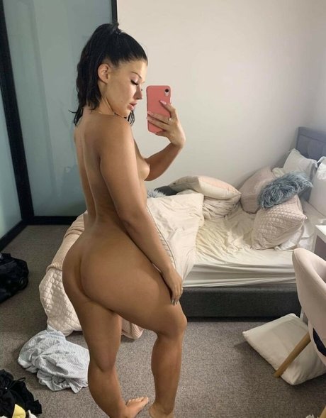 Amber Halliday nude leaked OnlyFans pic