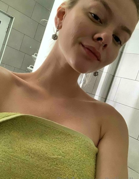Hollyrolly nude leaked OnlyFans photo #6