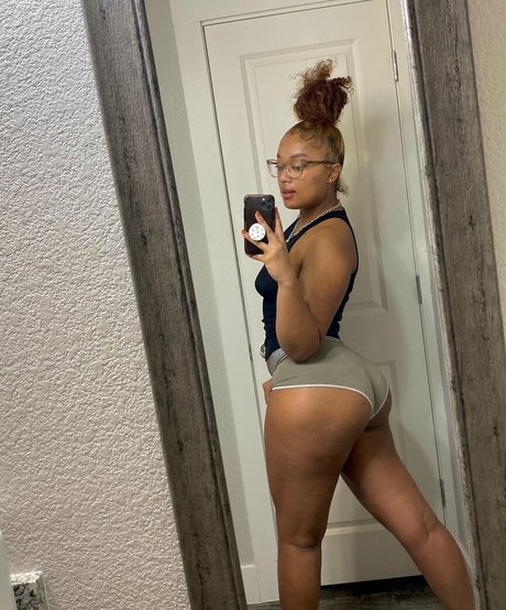 Blasianhoney__ nude leaked OnlyFans pic