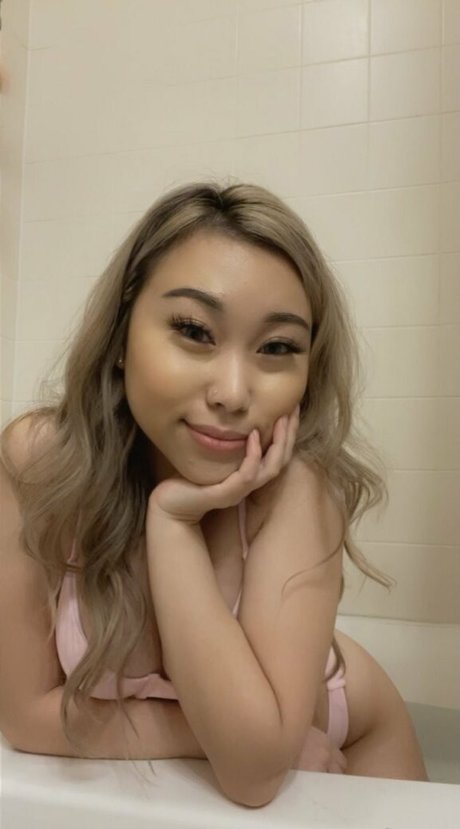 Asiannbabyy nude leaked OnlyFans pic