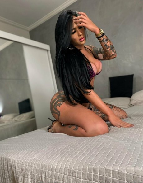 Mariannareis00 nude leaked OnlyFans pic