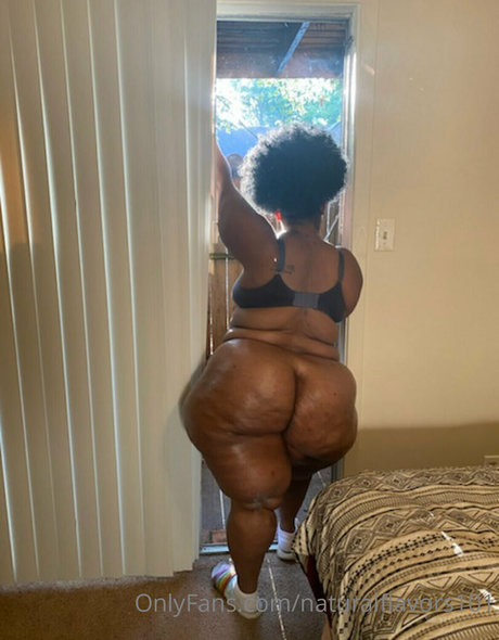 Naturalflavors101 nude leaked OnlyFans pic