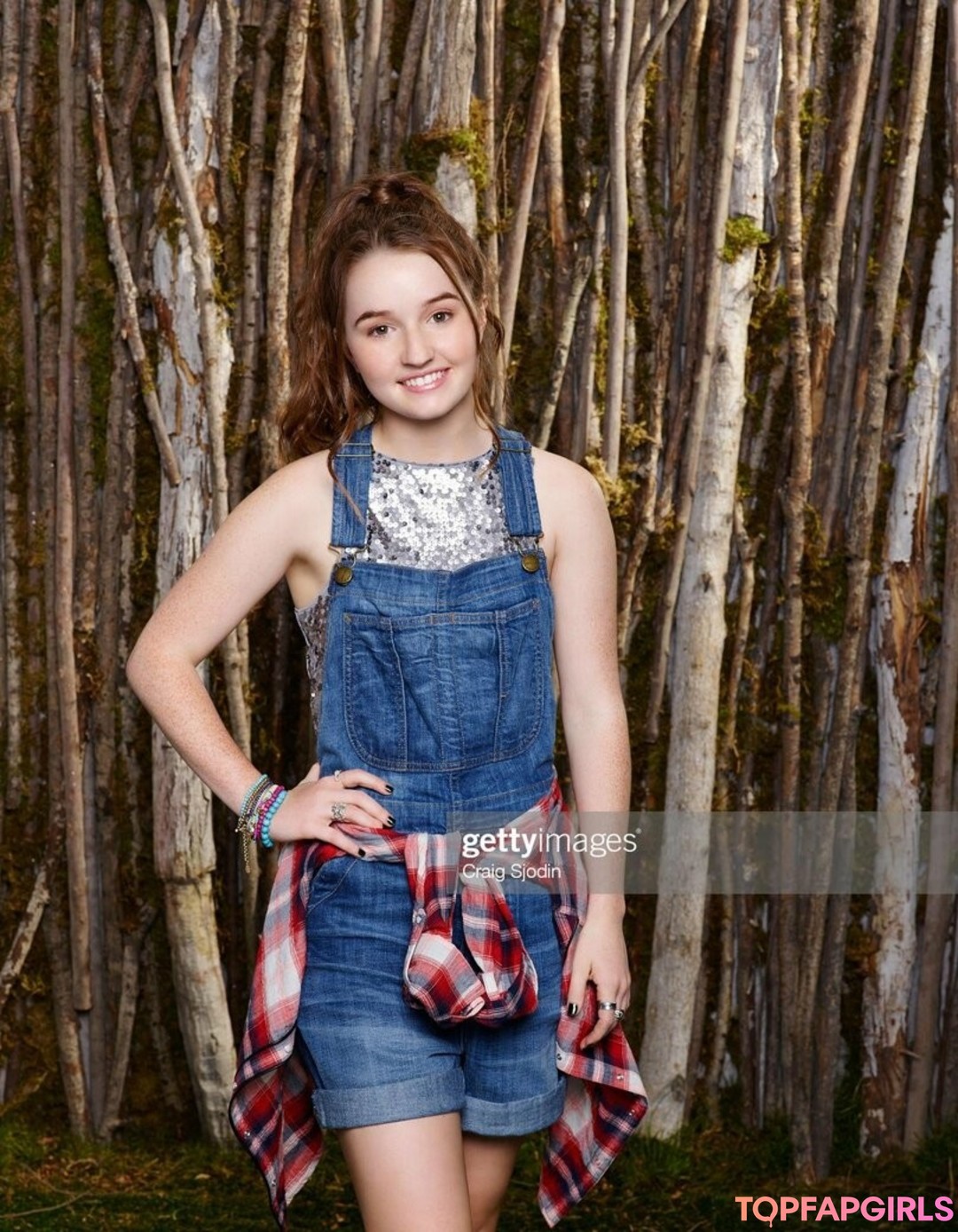 Kaitlyn Dever Nude Leaked OnlyFans Photo #113