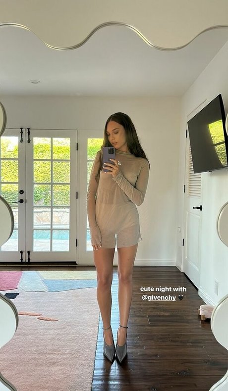 Maddie Ziegler nude leaked OnlyFans pic