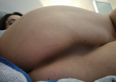 Curvesxofree nude leaked OnlyFans pic