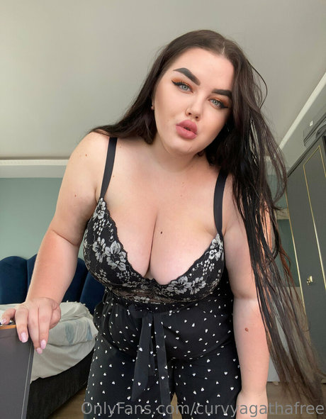 Curvyagathafree nude leaked OnlyFans pic