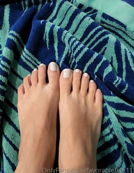 Favorablefeet11 nude leaked OnlyFans pic