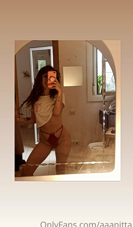 Aaanitta nude leaked OnlyFans photo #3
