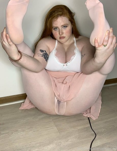 Ginger-ed nude leaked OnlyFans pic