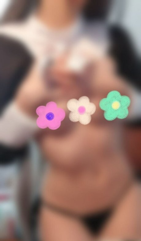 Prishillamora nude leaked OnlyFans pic