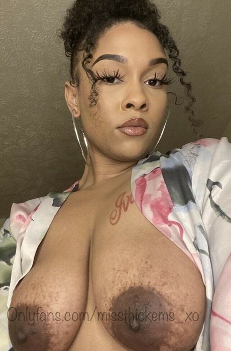 Vana Mae nude leaked OnlyFans pic