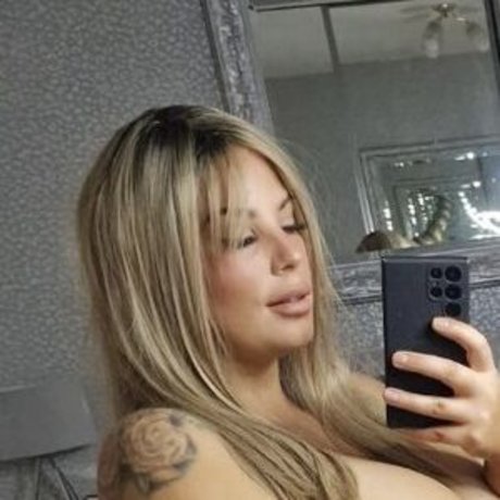 Jiggly_jugs_xx nude leaked OnlyFans pic