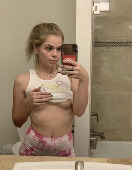 Griffinarnlund nude leaked OnlyFans photo #2