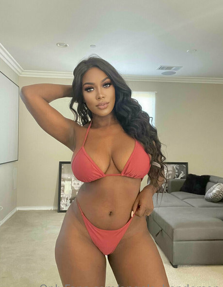 Angela Henderson nude leaked OnlyFans pic