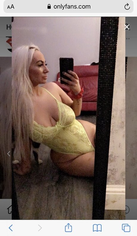 Curvygal_26 nude leaked OnlyFans pic