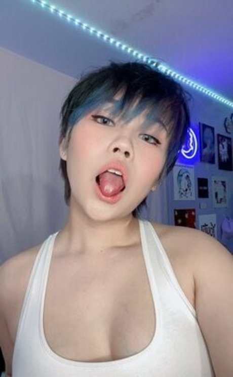 Lil Yurouo nude leaked OnlyFans pic