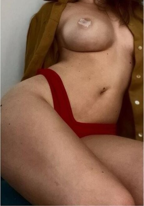 Charlotte Alexandrakis nude leaked OnlyFans pic