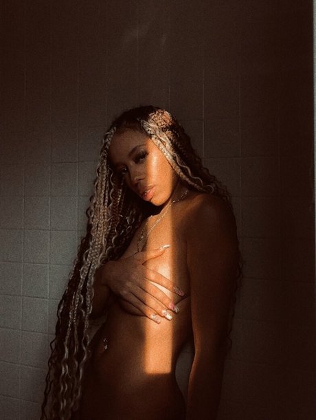 Giana Malise nude leaked OnlyFans photo #13