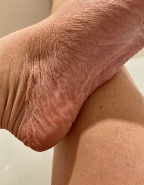 WaifuFeetMilk nude leaked OnlyFans pic