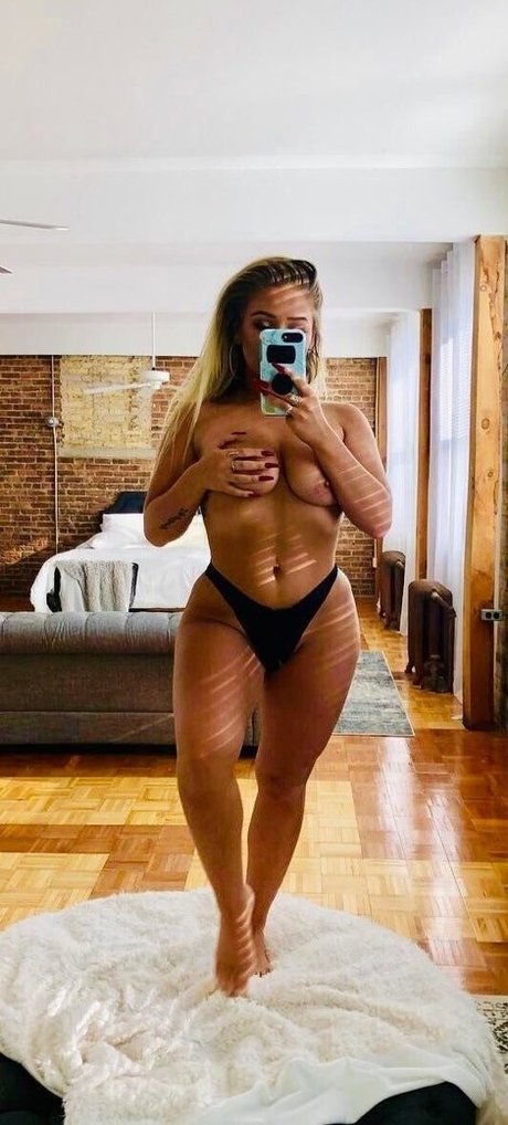 Sweetened nude leaked OnlyFans pic