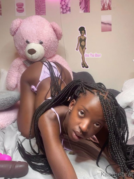 Kaethebrat nude leaked OnlyFans photo #1