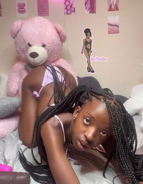 Kaethebrat nude leaked OnlyFans photo #17