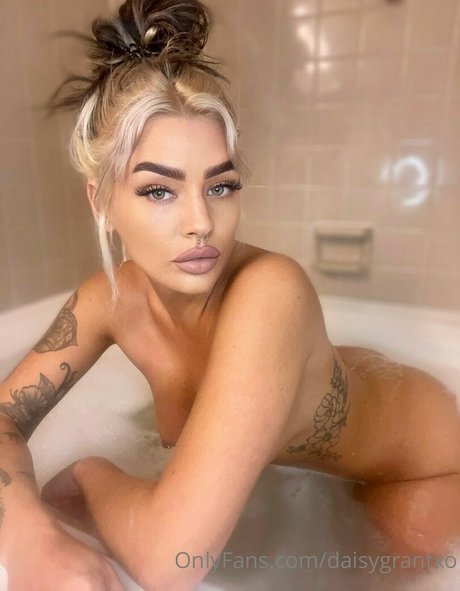 Daisygrantxo nude leaked OnlyFans pic