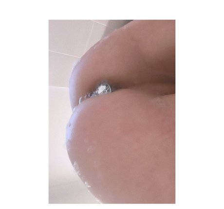 Bella Kuja nude leaked OnlyFans pic