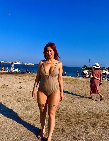Arzu Ylmaz nude leaked OnlyFans photo #17